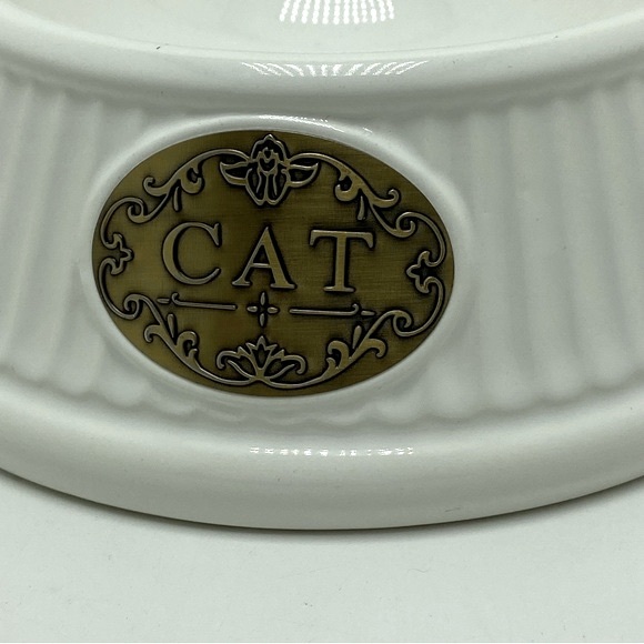 THL White Ceramic Cat Dish With Gold Cat Name Plate - Picture 2 of 4